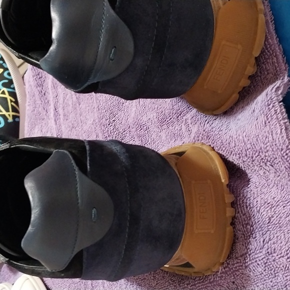 Fendi shoes size 12 fire 🔥 I wore once I'm size 11 used extre insole worked gre - Picture 5 of 9